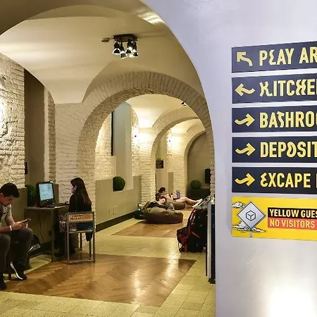 Yellowsquare רומא