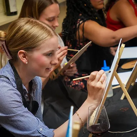 Yellowsquare * רומא