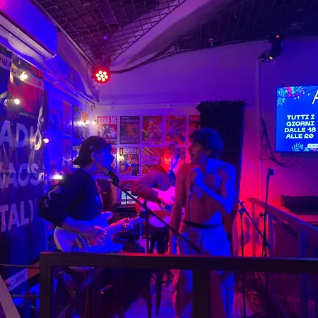 Yellowsquare רומא