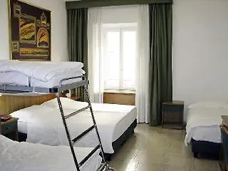 Yellowsquare אכסניה רומא