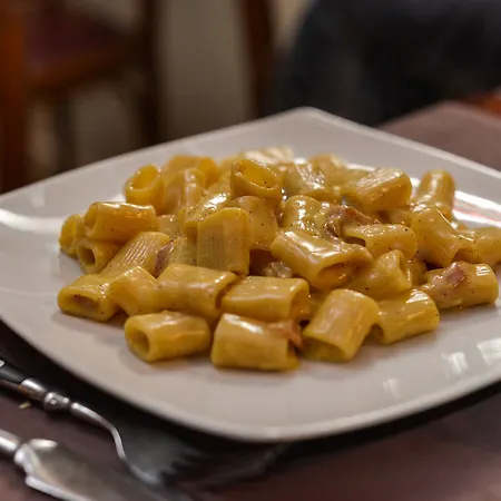 Yellowsquare * רומא