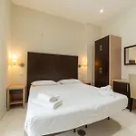 Hostel Yellowsquare Roma