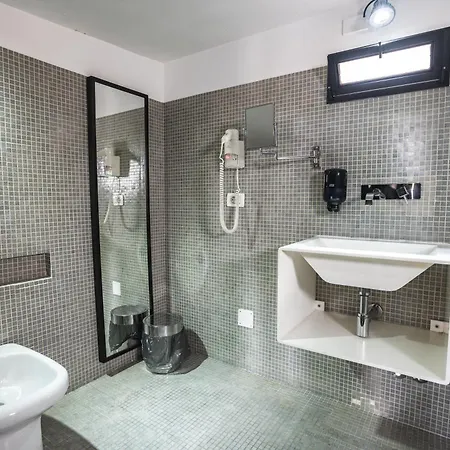 Yellowsquare Hostel