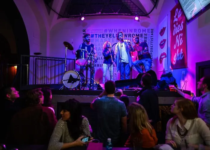 Hostel Yellowsquare Rome