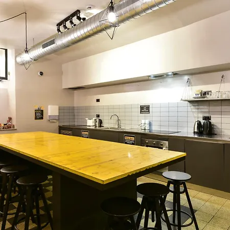 Yellowsquare * Roma