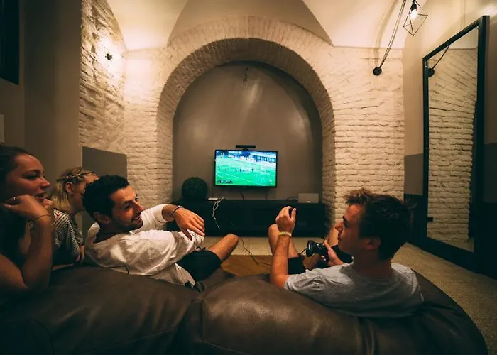 Hostel Yellowsquare *