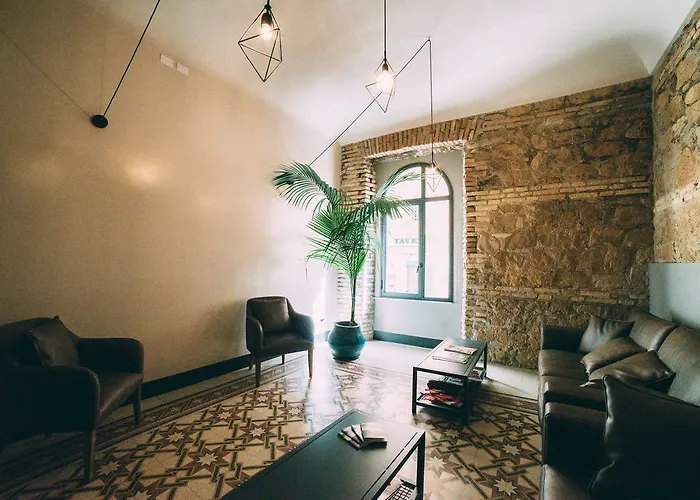 Hostel Yellowsquare *