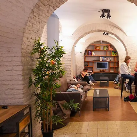 Hostel Yellowsquare